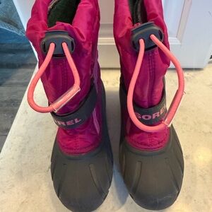 Sorel Kids Fuchsia and Black Snow Boots